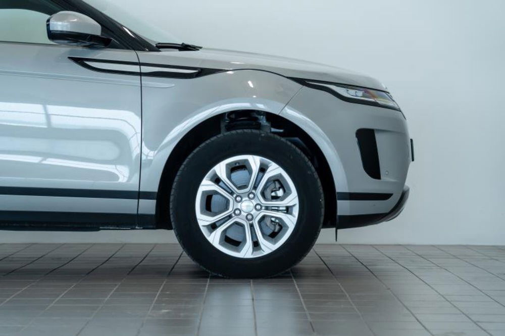 Land Rover Range Rover Evoque usata a Venezia (8)