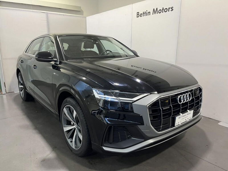 Audi Q8 50 3.0 tdi mhev S line edition quattro tiptronic del 2019 usata a Piove di Sacco