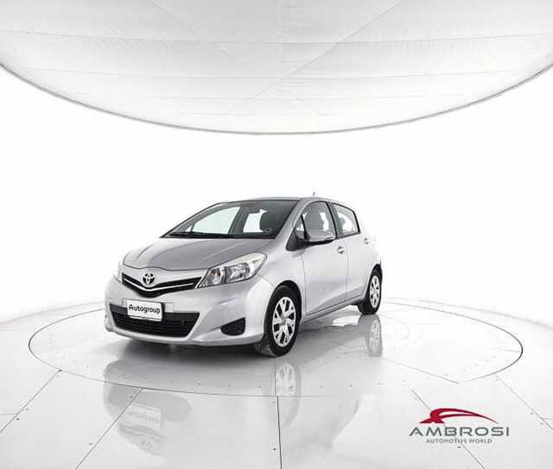 Toyota Yaris 1.D-4D 5 porte Style  del 2012 usata a Viterbo