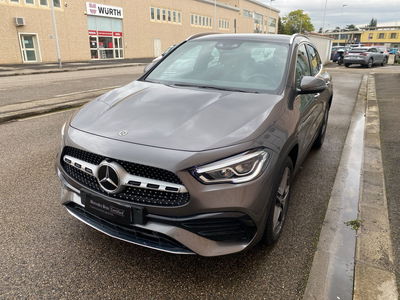 Mercedes-Benz GLA SUV 250 e EQ-Power Automatic Premium del 2021 usata a Firenze