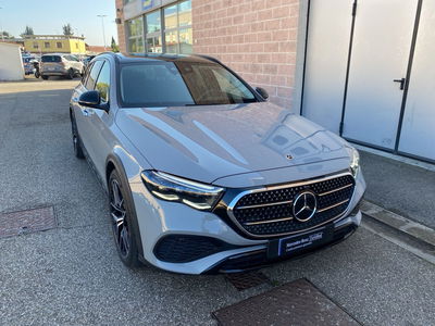 Mercedes-Benz Classe C Station Wagon 300 e Plug-in hybrid Premium Pro del 2024 usata a Firenze