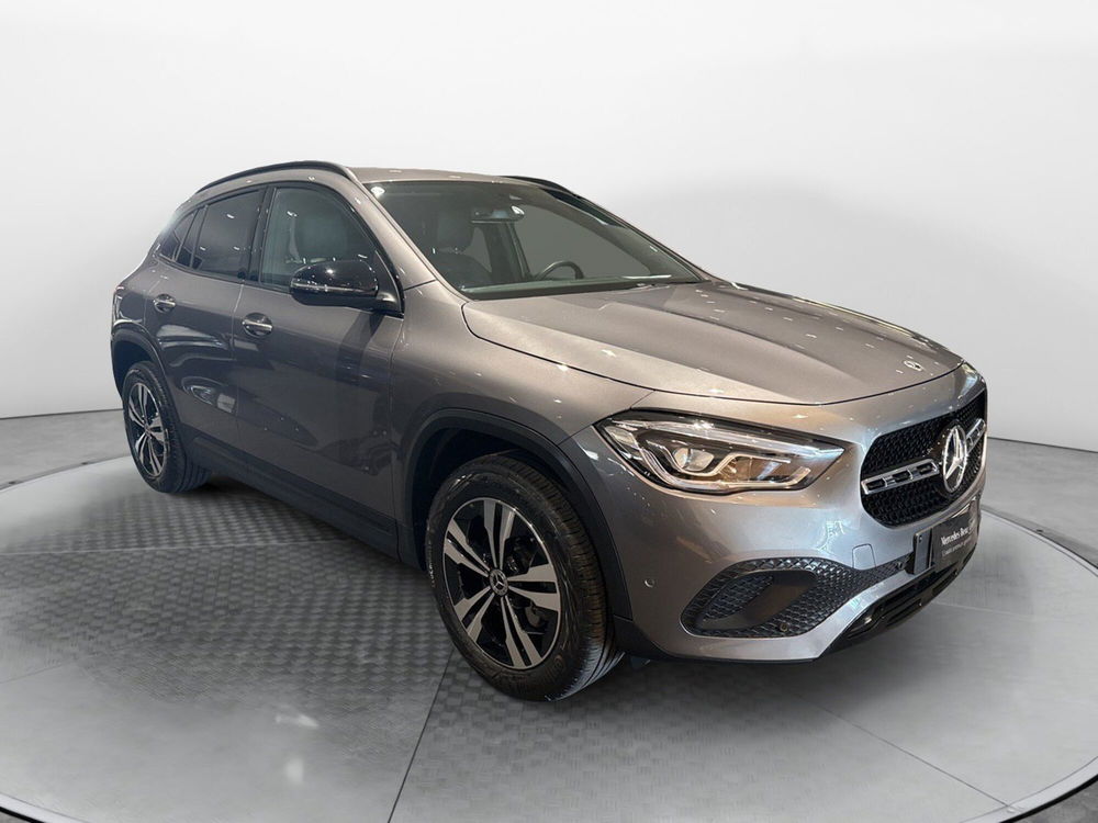 Mercedes-Benz GLA SUV usata a Firenze (2)