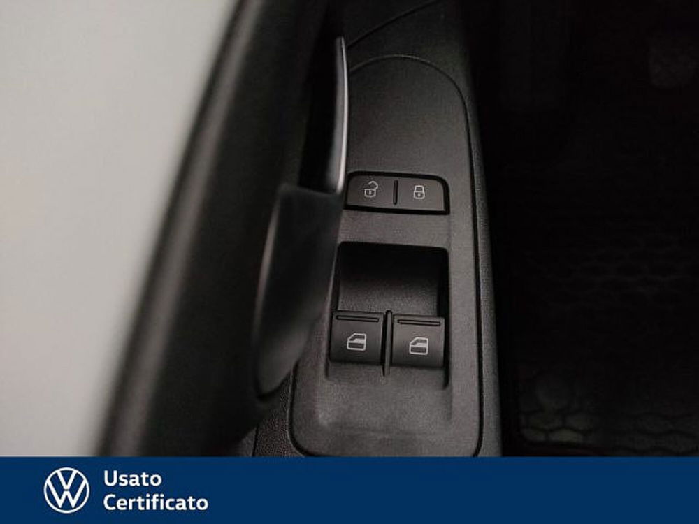 Volkswagen up! nuova a Vicenza (11)