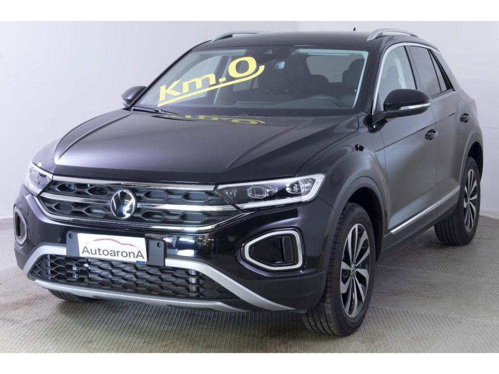 Volkswagen T-Roc nuova a Novara