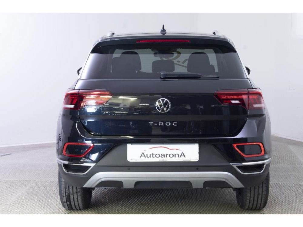 Volkswagen T-Roc nuova a Novara (2)