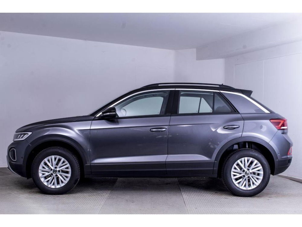 Volkswagen T-Roc nuova a Novara (9)