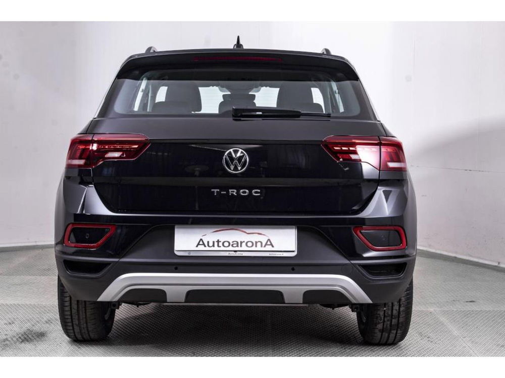 Volkswagen T-Roc nuova a Novara (11)