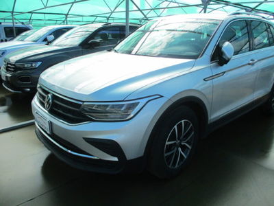 Volkswagen Tiguan 1.5 TSI ACT Life del 2021 usata a Paruzzaro