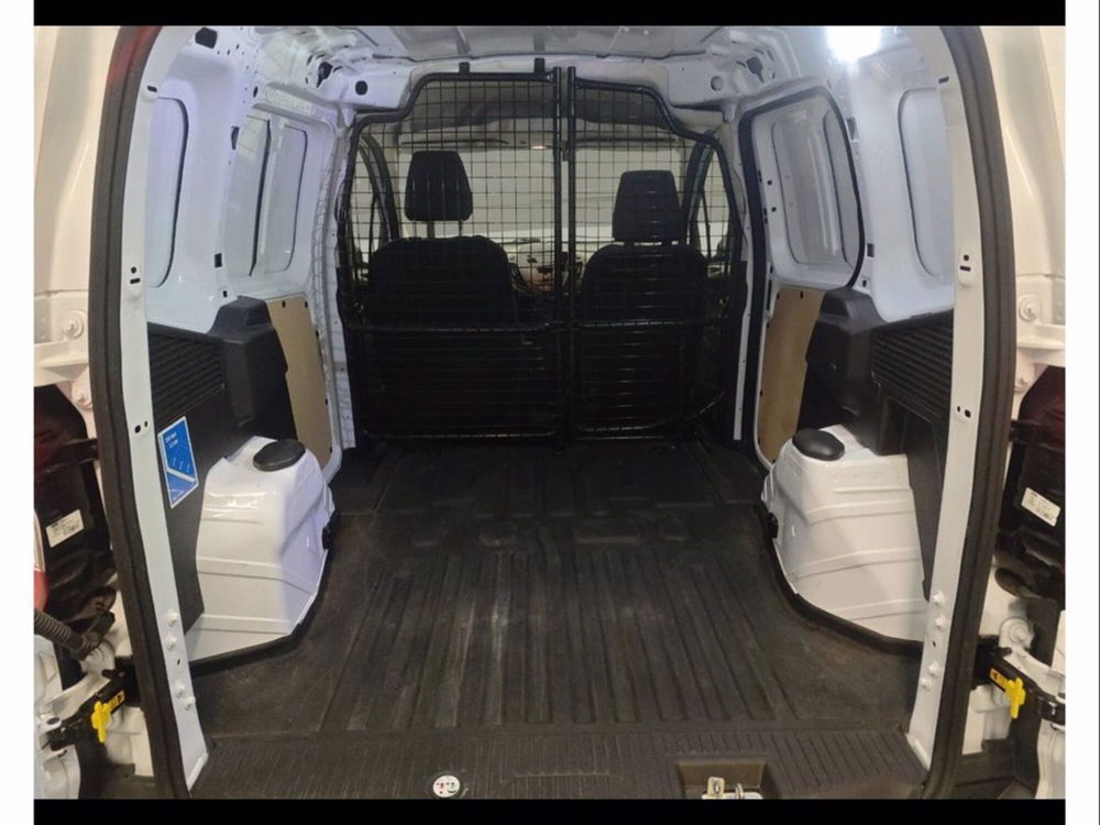 Ford Transit Courier usata a Catania (14)