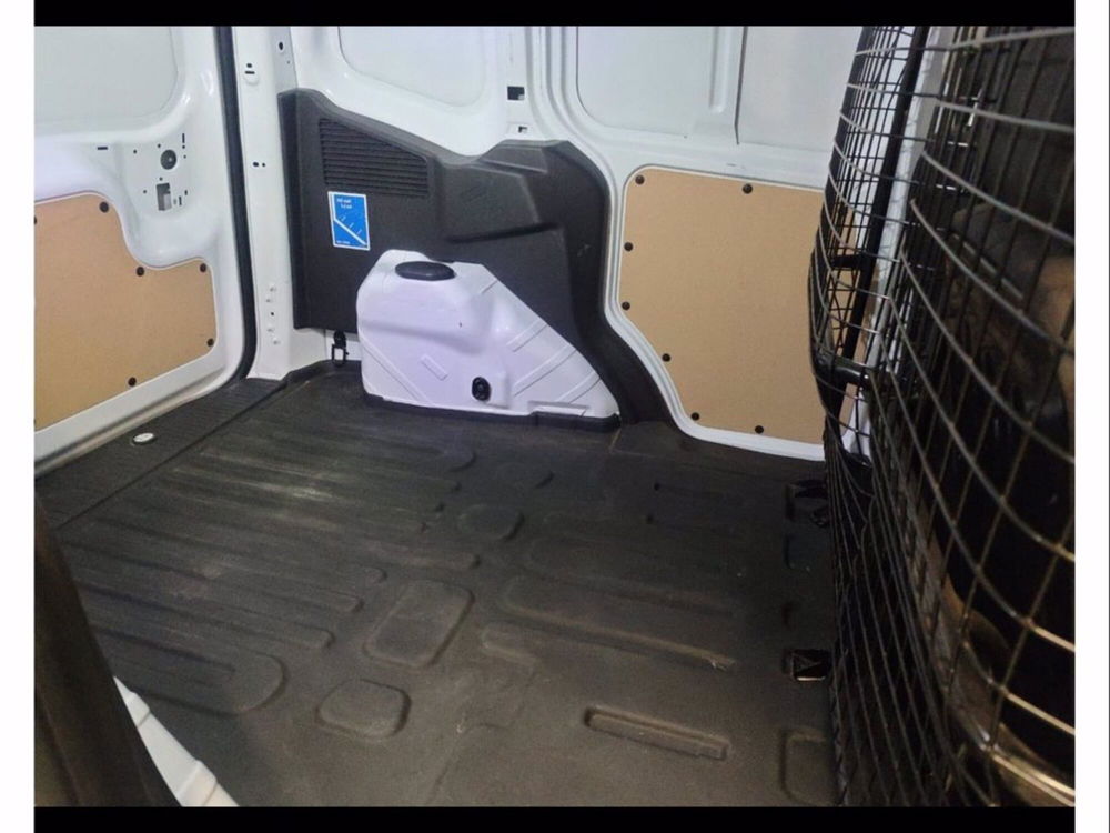 Ford Transit Courier usata a Catania (17)