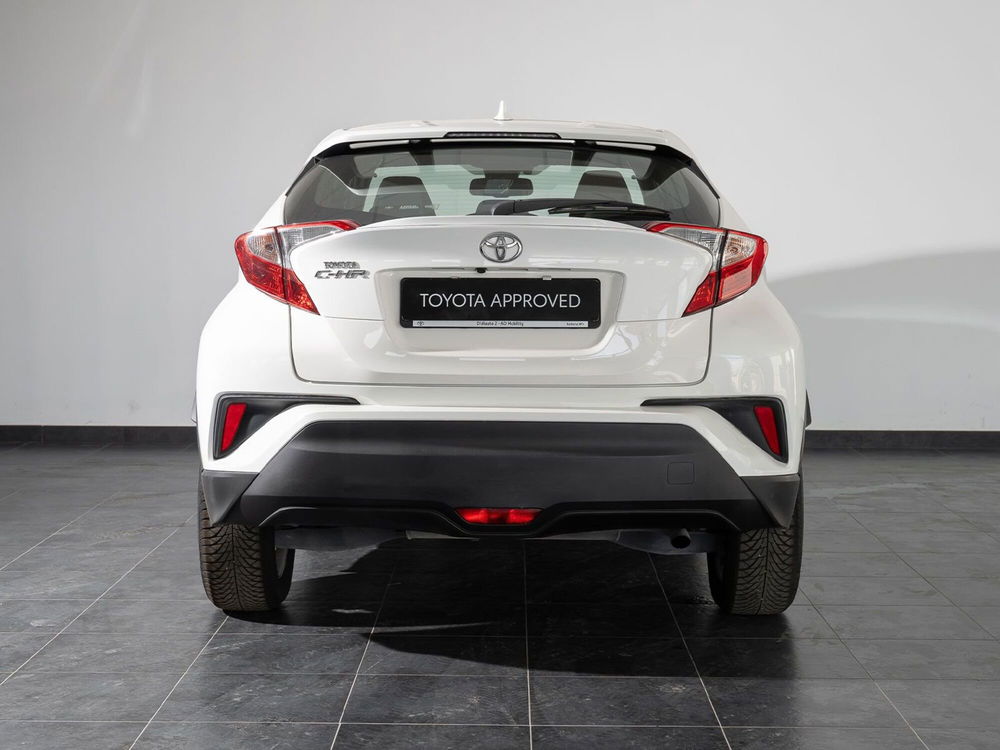 Toyota Toyota C-HR usata a Foggia (4)