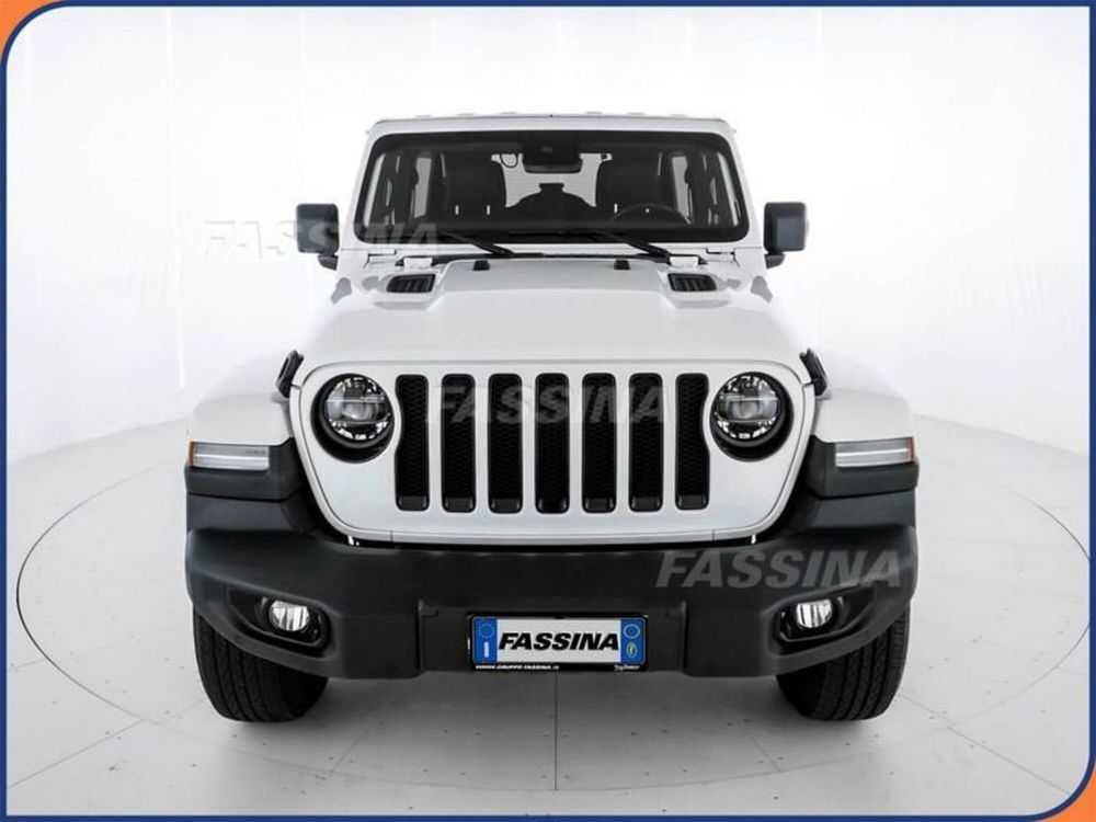 Jeep Wrangler Unlimited usata a Milano (2)