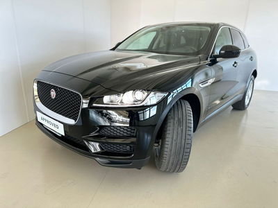 Jaguar F-Pace 2.0 D 180 CV AWD Prestige  del 2020 usata a Modena