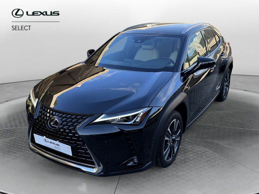 Lexus UX usata a Como