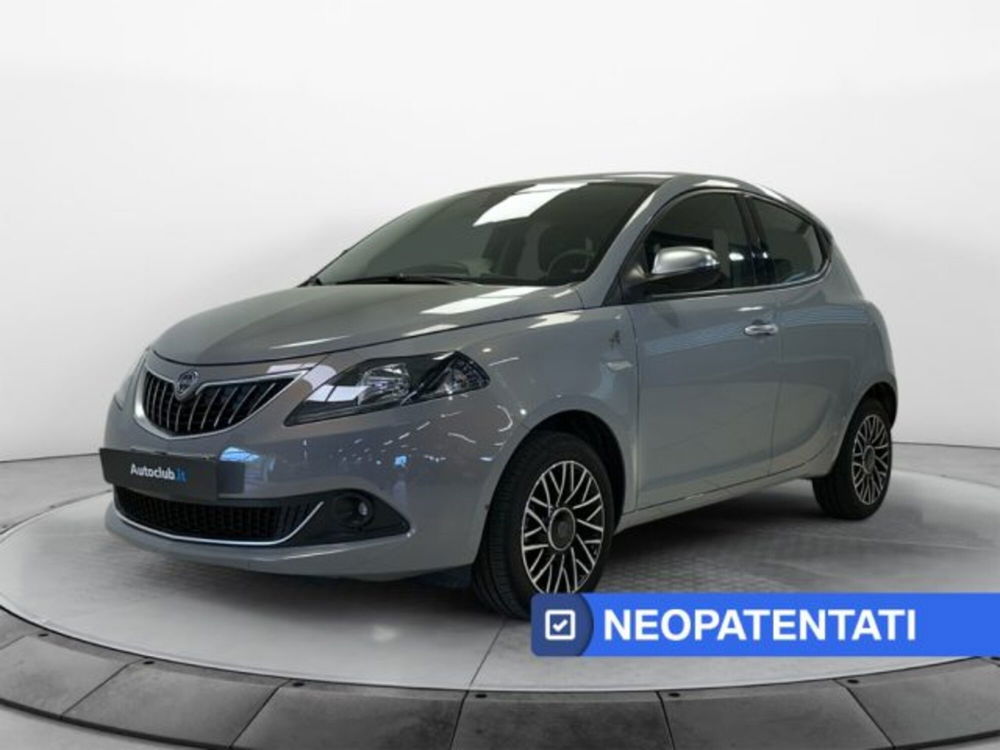 Lancia Ypsilon usata a Modena