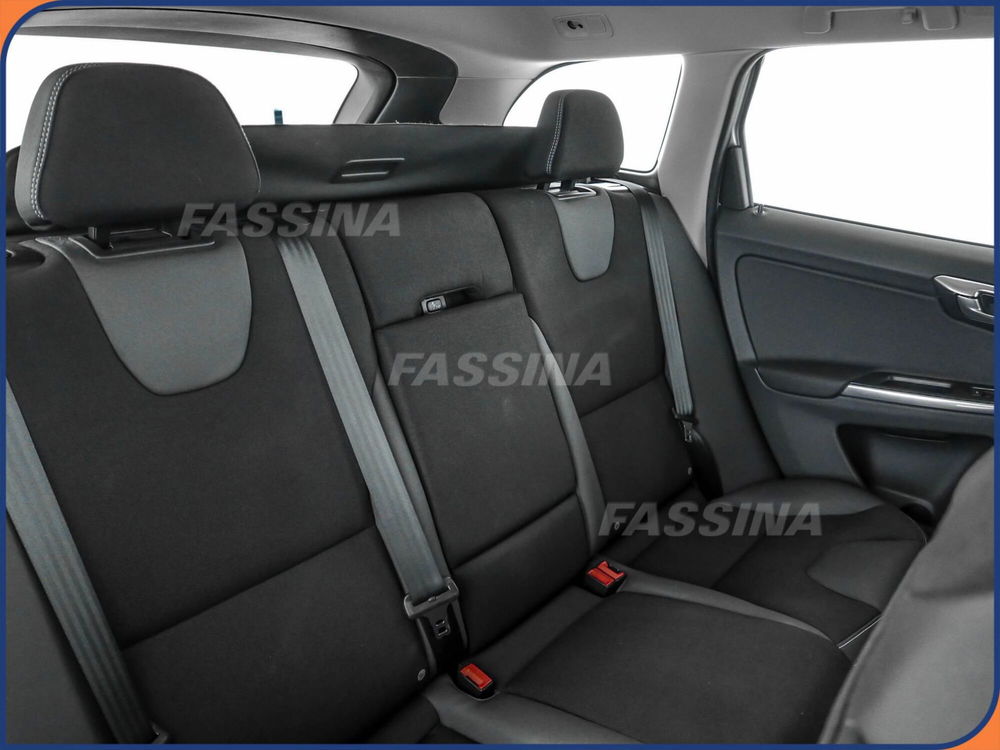 Volvo XC60 usata a Milano (12)