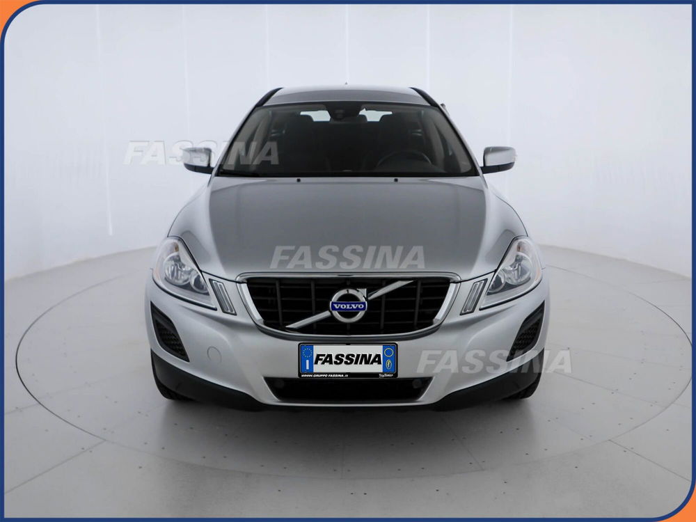 Volvo XC60 usata a Milano (2)