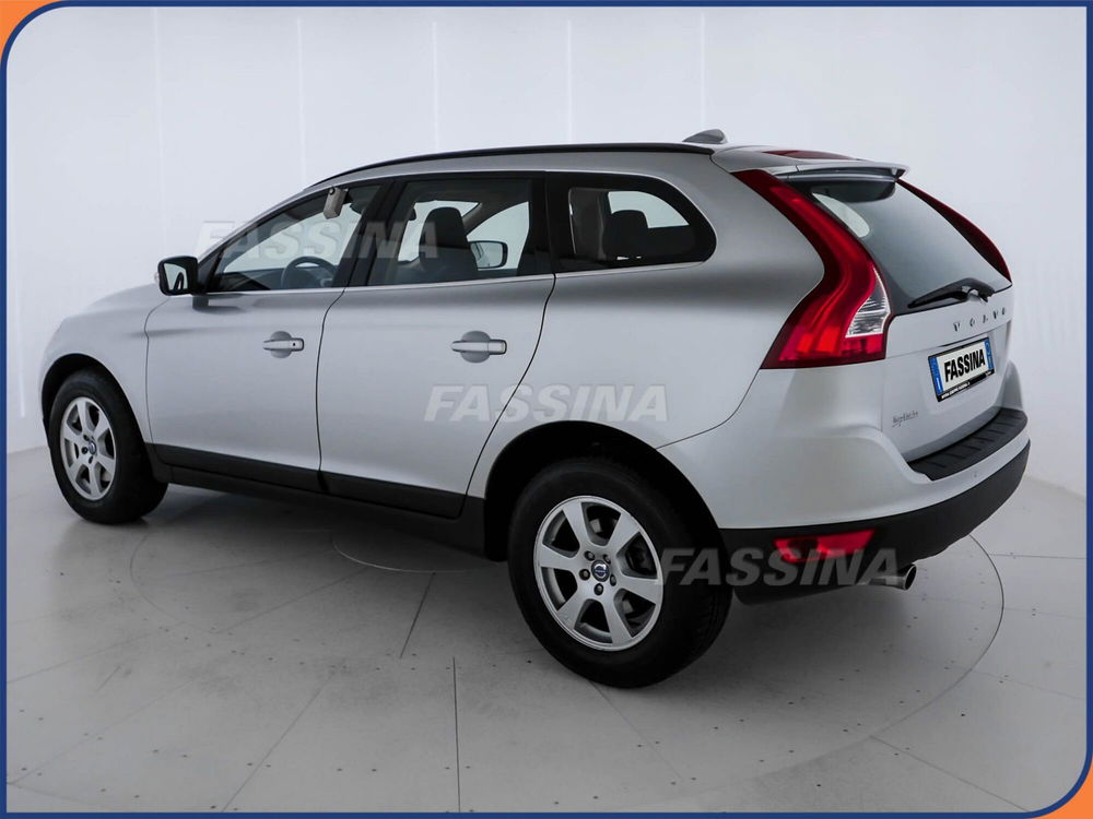 Volvo XC60 usata a Milano (4)