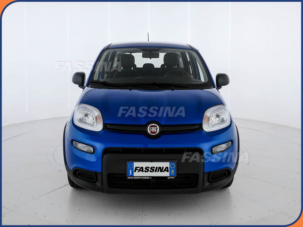 Fiat Panda Cross nuova a Milano (2)