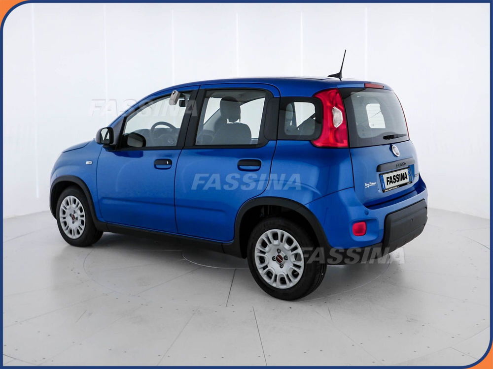 Fiat Panda Cross nuova a Milano (4)