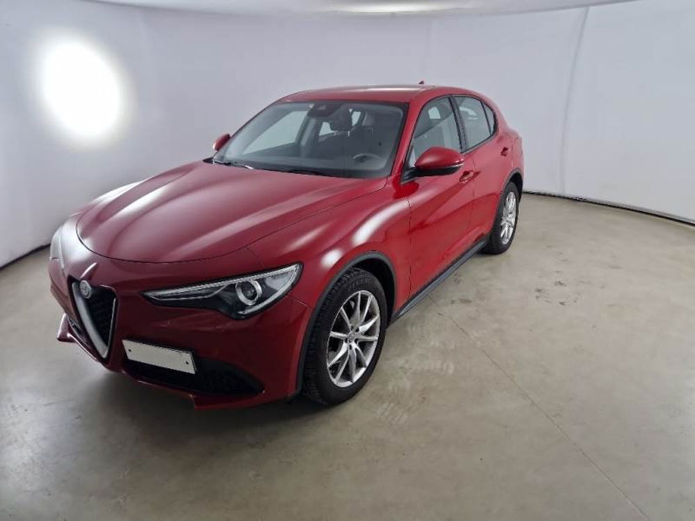 Alfa Romeo Stelvio usata a Salerno