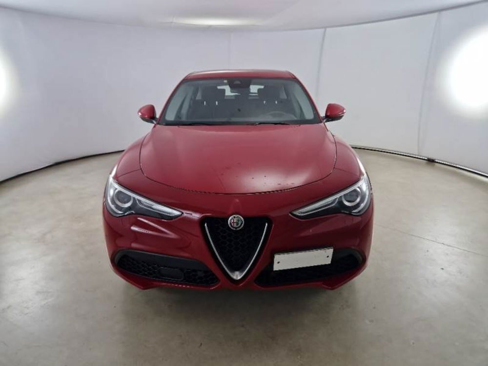 Alfa Romeo Stelvio usata a Salerno (2)