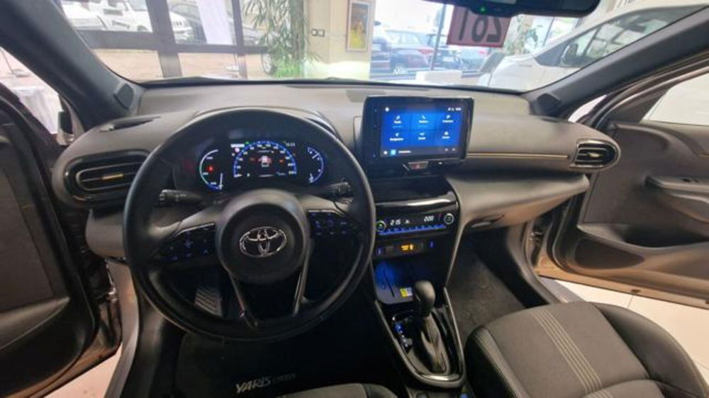 Toyota Yaris Cross usata a Milano (15)