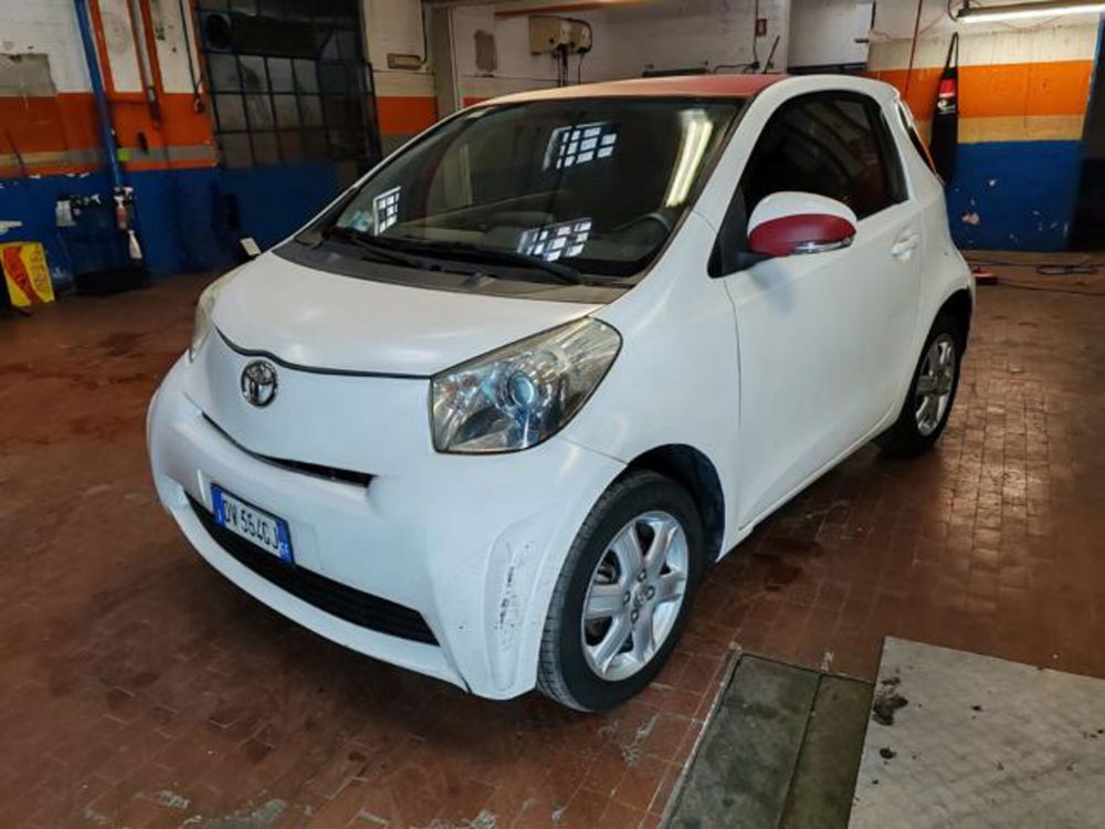 Toyota iQ usata a Torino (3)