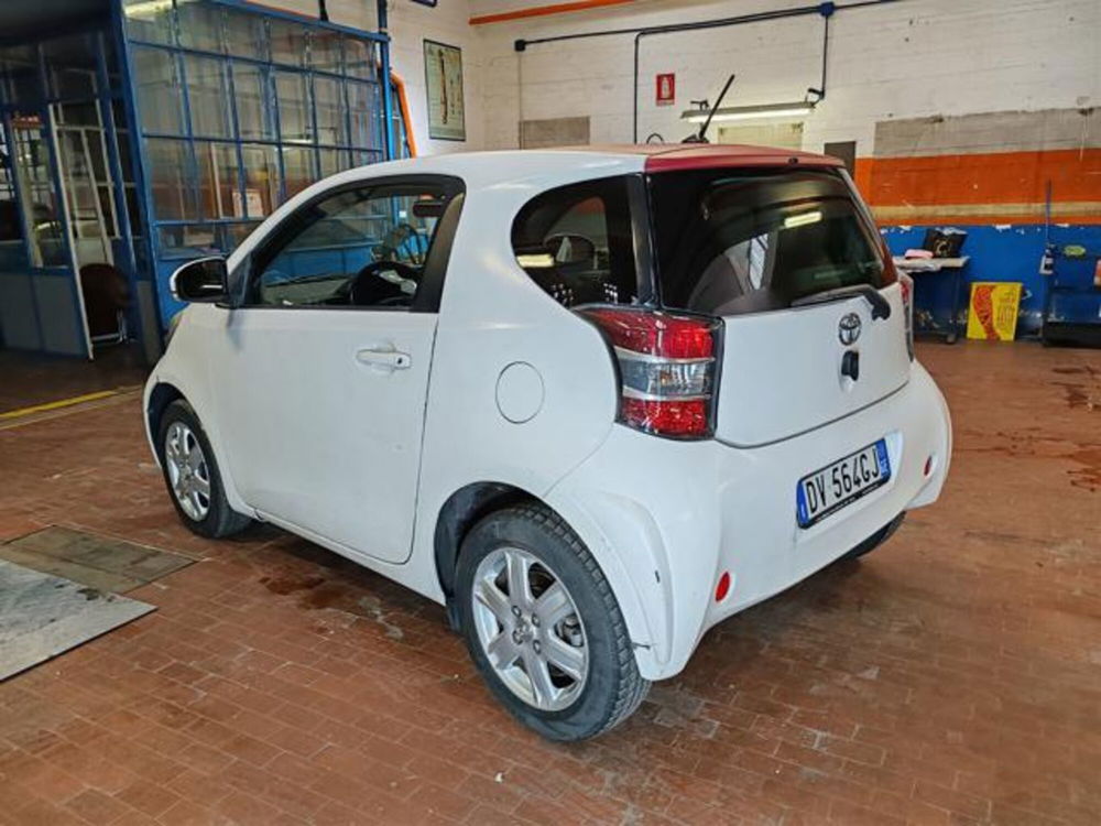 Toyota iQ usata a Torino (5)