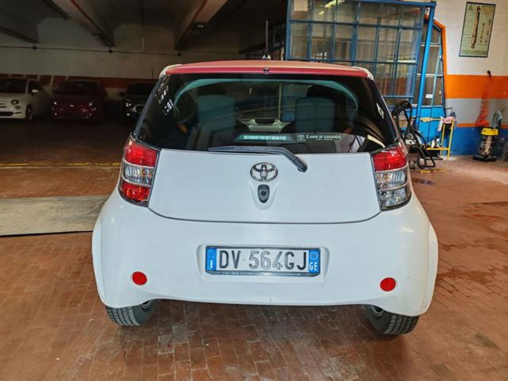 Toyota iQ usata a Torino (6)