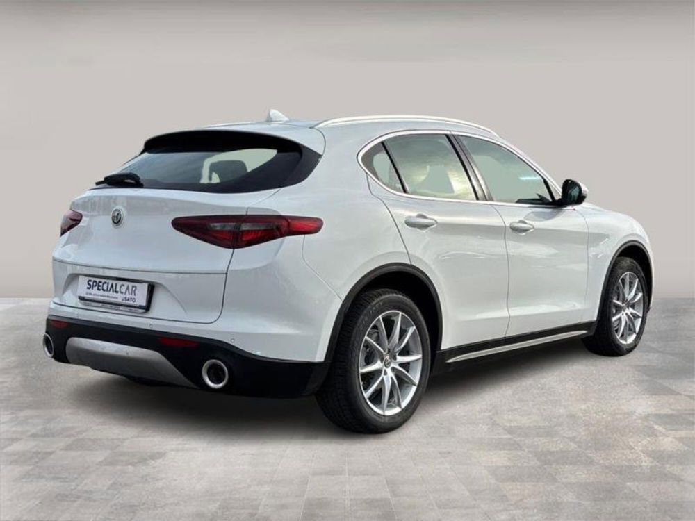 Alfa Romeo Stelvio usata a Cagliari (10)