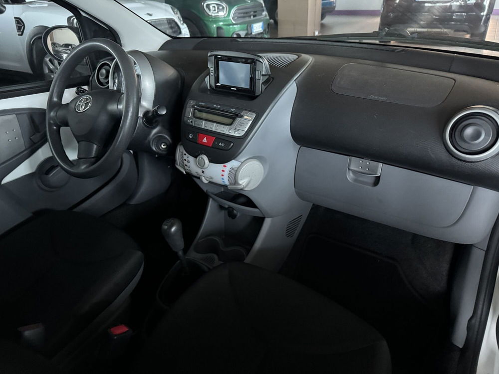 Toyota Aygo usata a Messina (7)