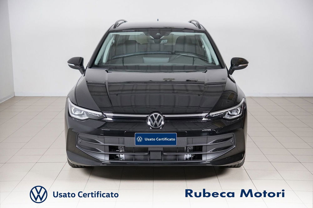 Volkswagen Golf Variant nuova a Perugia (2)