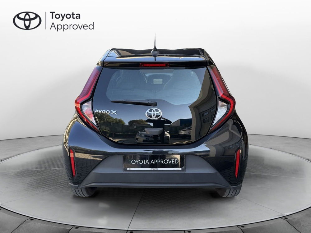 Toyota Aygo X usata a Como (4)