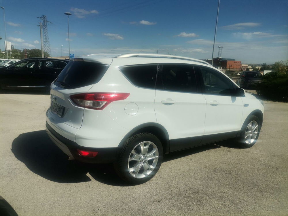 Ford Kuga usata a Matera (5)