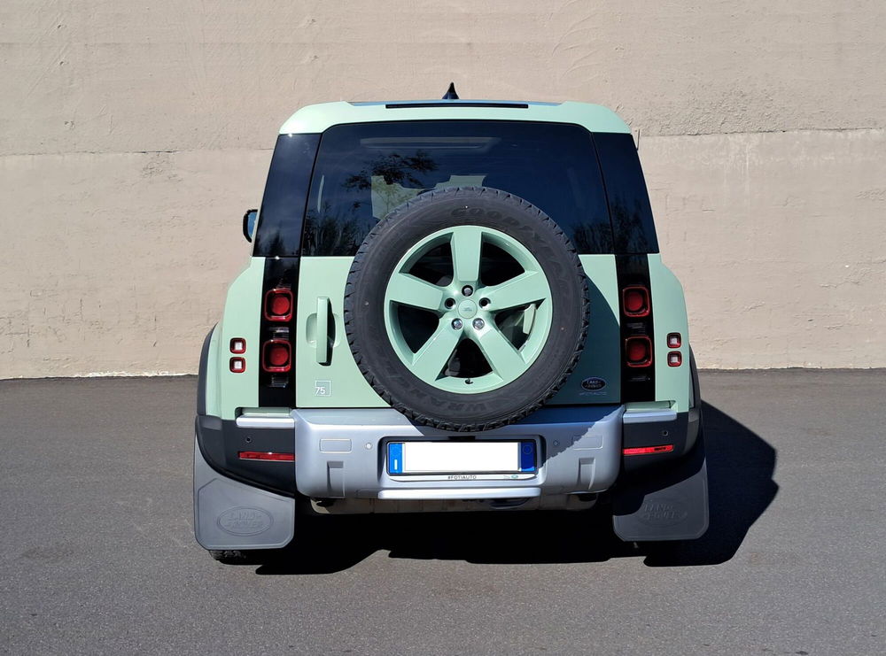 Land Rover Defender usata a Catania (7)