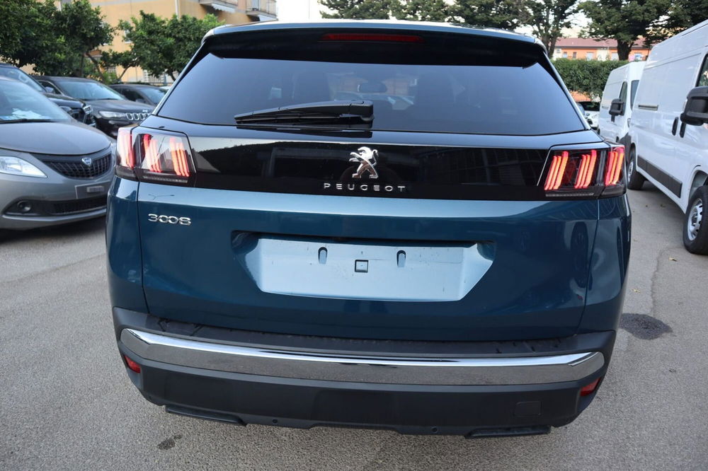 Peugeot 3008 nuova a Salerno (15)