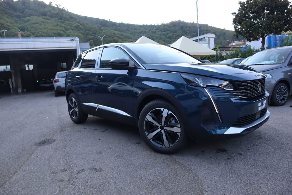 Peugeot 3008 nuova a Salerno (2)