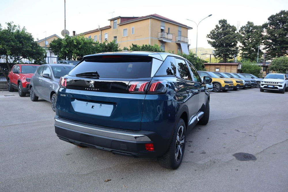 Peugeot 3008 nuova a Salerno (3)