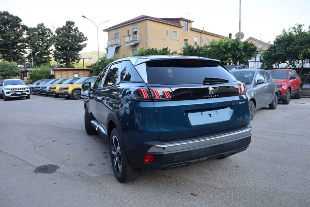 Peugeot 3008 nuova a Salerno (4)