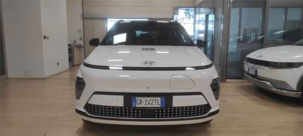 Hyundai Kona usata a Bari (2)