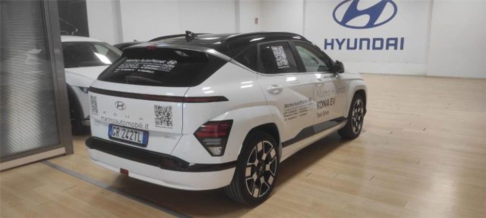 Hyundai Kona usata a Bari (4)