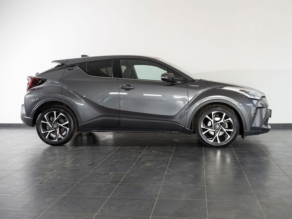 Toyota Toyota C-HR usata a Foggia (14)