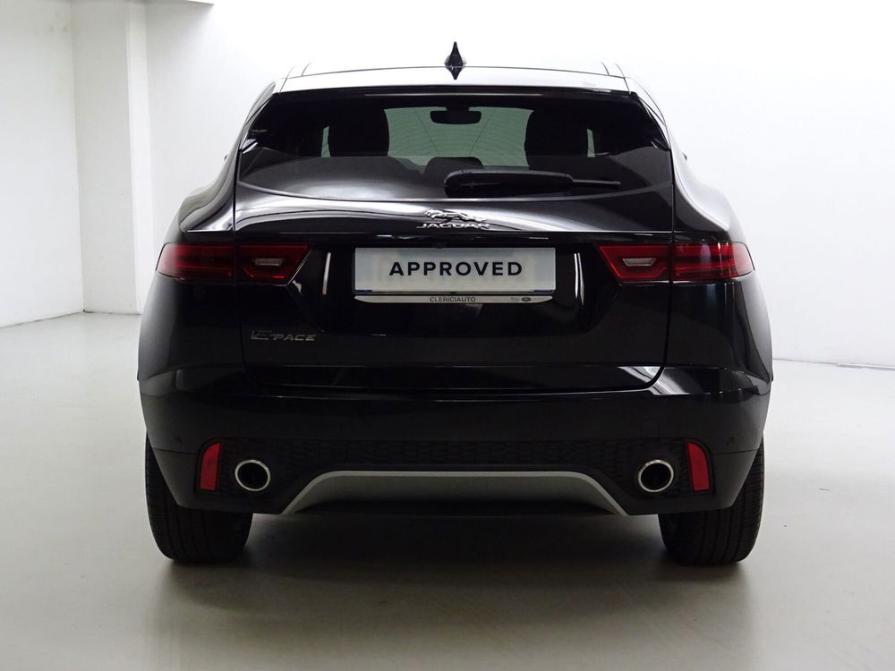 Jaguar E-Pace usata a Como (7)