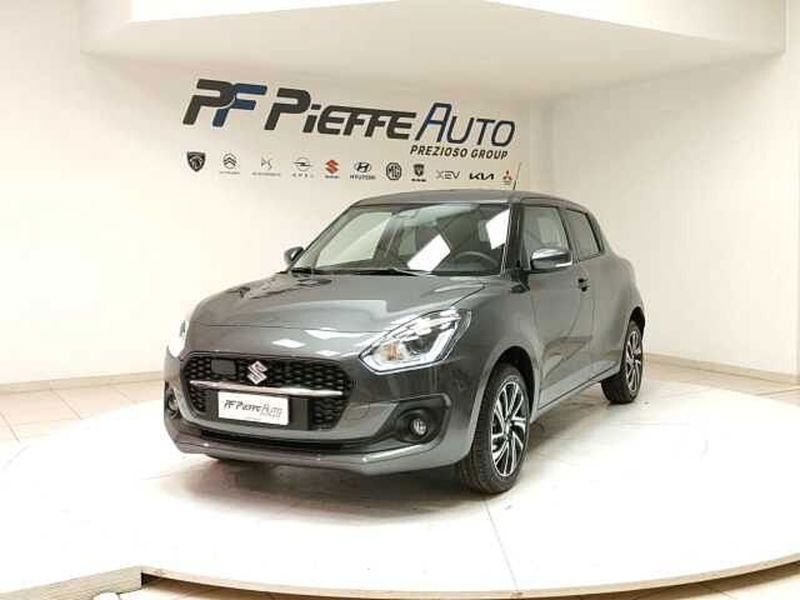 Suzuki Swift 1.2 Hybrid 4WD AllGrip Easy Top del 2023 usata a Teramo