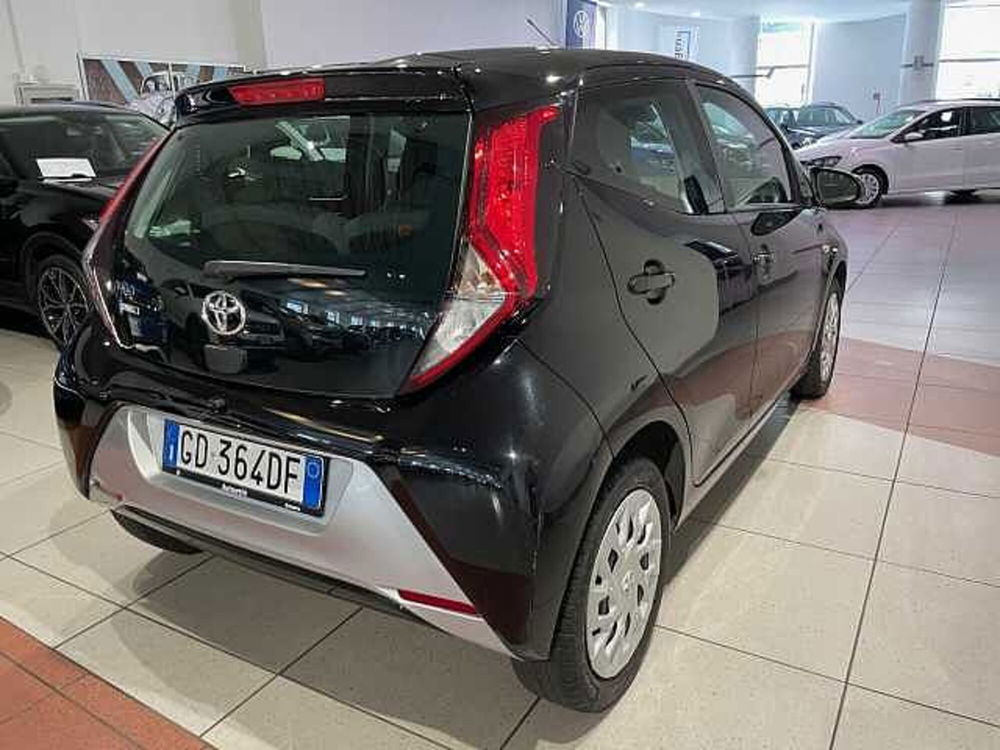 Toyota Aygo usata a Genova (5)