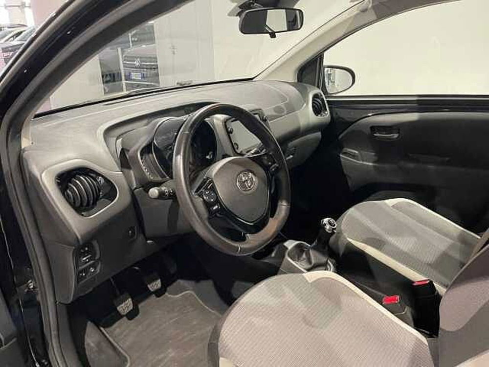 Toyota Aygo usata a Genova (8)