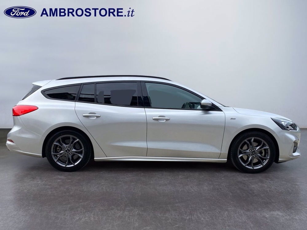 Ford Focus Station Wagon usata a Milano (4)