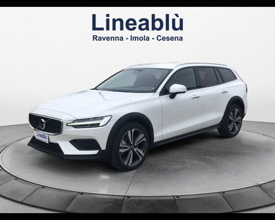 Volvo V60 Cross Country T5 AWD Geartronic Pro nuova a Ravenna