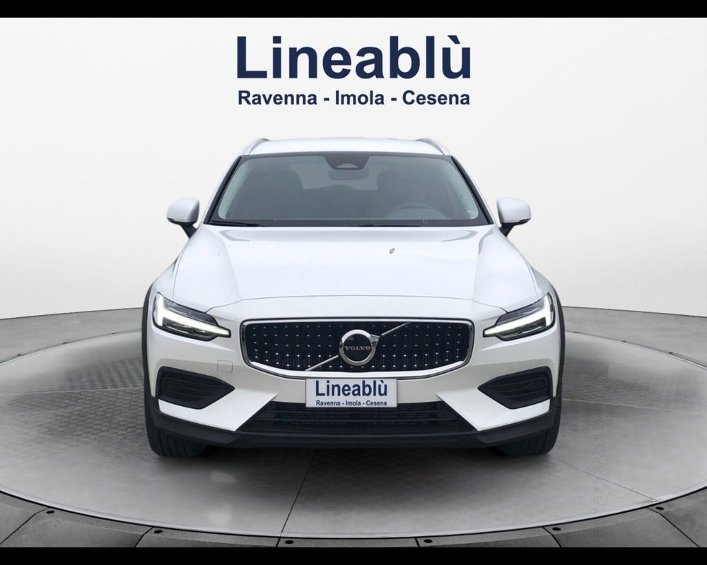 Volvo V60 Cross Country nuova a Ravenna (8)